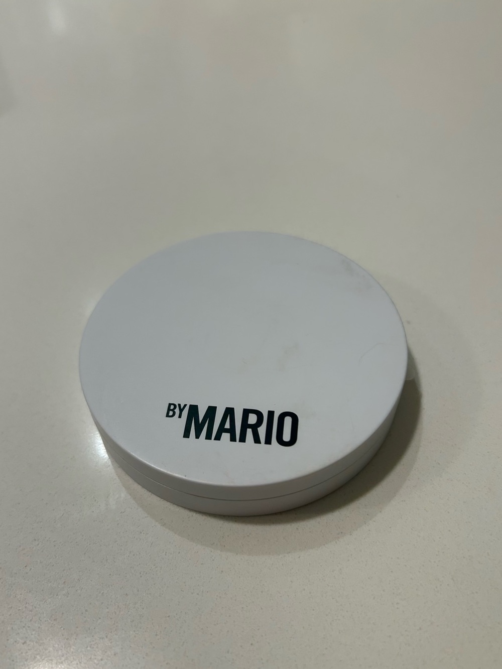 Makeup by Mario soft sculpt blurring bronzer light medium